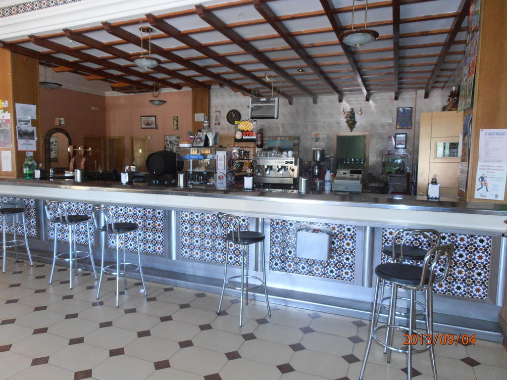 Hostal Restaurante Las Rejas Archidona Extérieur photo